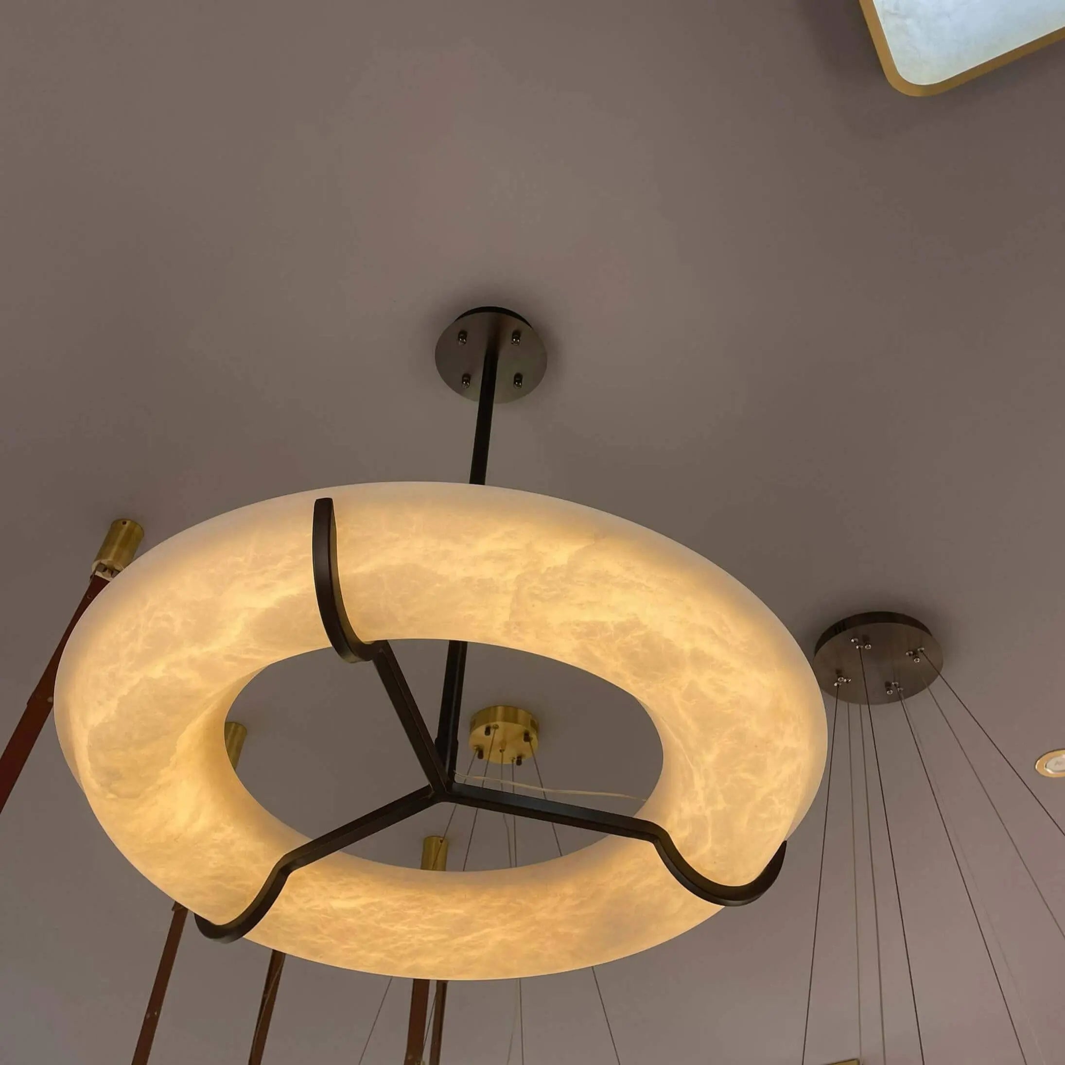 Modern Round Alabaster Dining Room Chandelier ChandeliersLife®