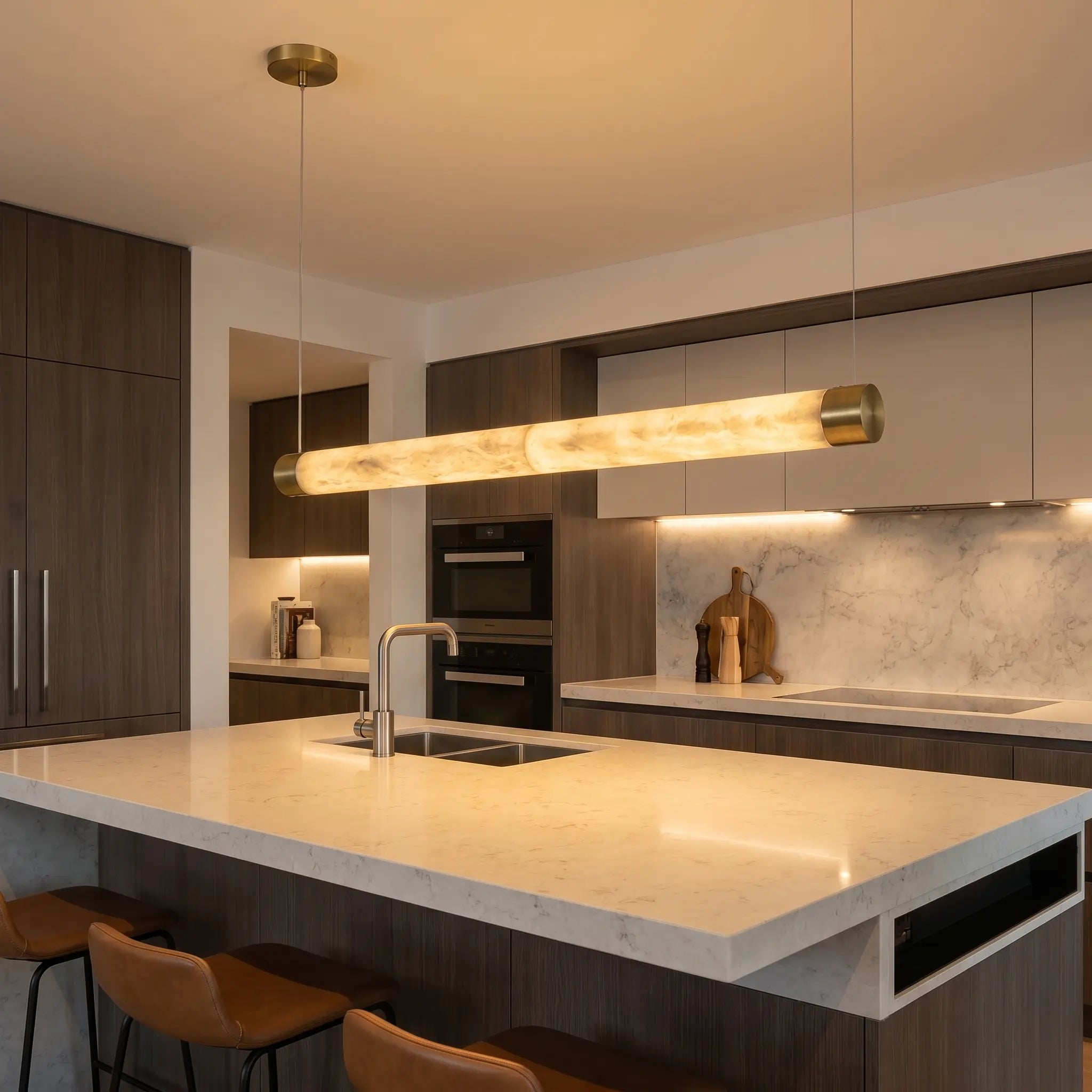 Linear Rod Alabaster Pendant Light Yiosi