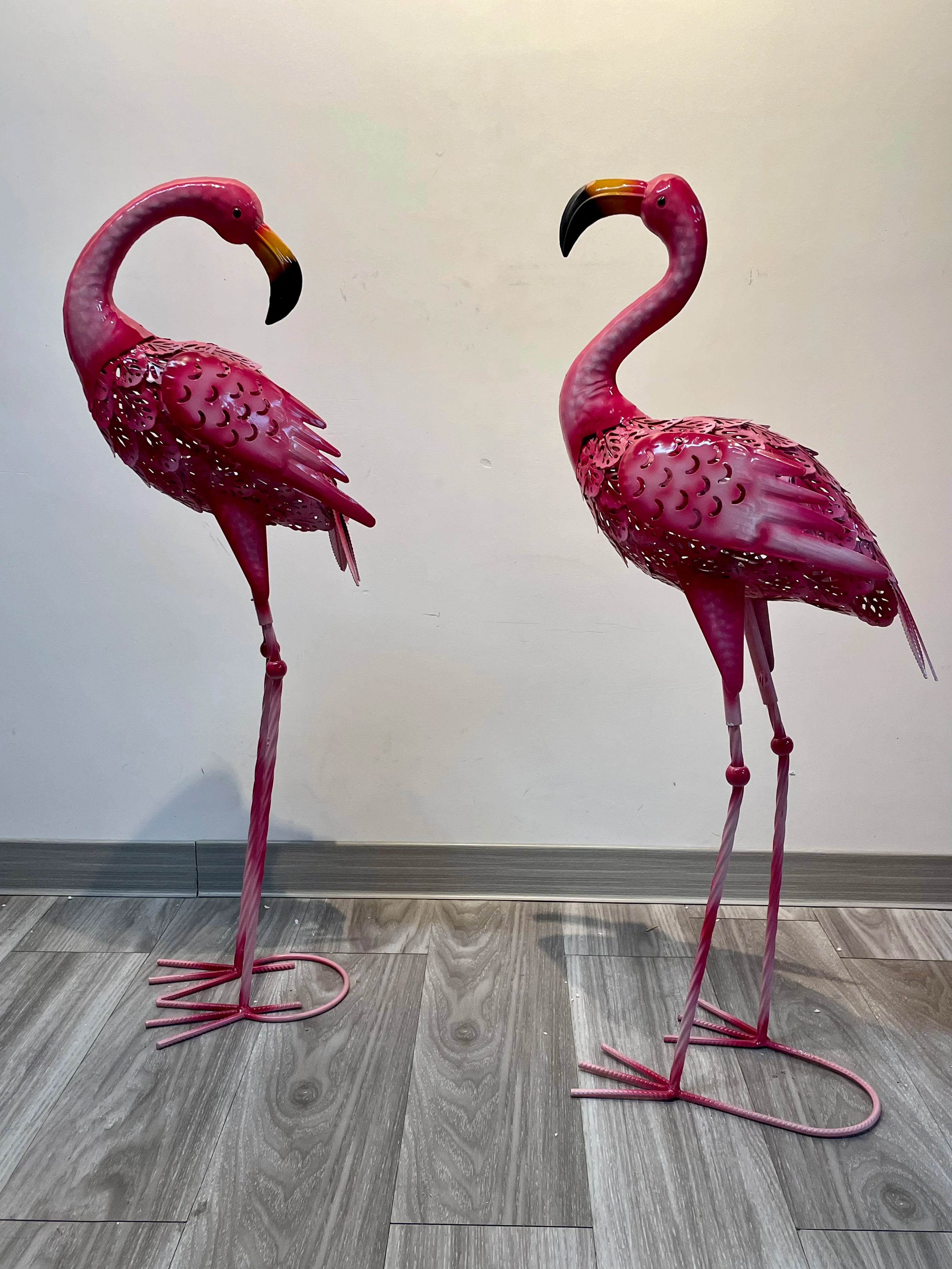 Garden Pink Flamingo Statue